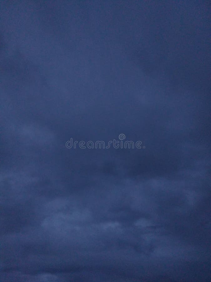 Niebo jest niebieskie, a moja miłość jest prawdziwa fotografia royalty free Niebo jest niebieskie, a moja miłość jest prawdziwa fotografia royalty free