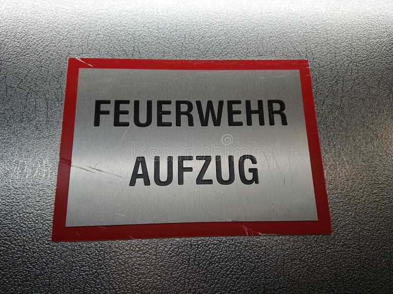 Niemiec Feuerwehr Aufzug znak zdjęcia royalty free Niemiec Feuerwehr Aufzug znak zdjęcia royalty free