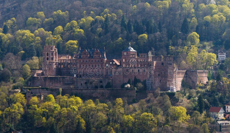 Nieprawdopodobny widok na średniowiecznym kasztelu Heidelberg obrazy royalty free Nieprawdopodobny widok na średniowiecznym kasztelu Heidelberg obrazy royalty free