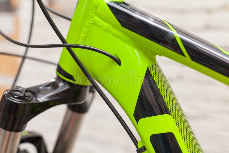 Nieuwe moderne wegfiets op witte geweven achtergrond Element van een fiets stock afbeelding Nieuwe moderne wegfiets op witte geweven achtergrond Element van een fiets stock afbeelding
