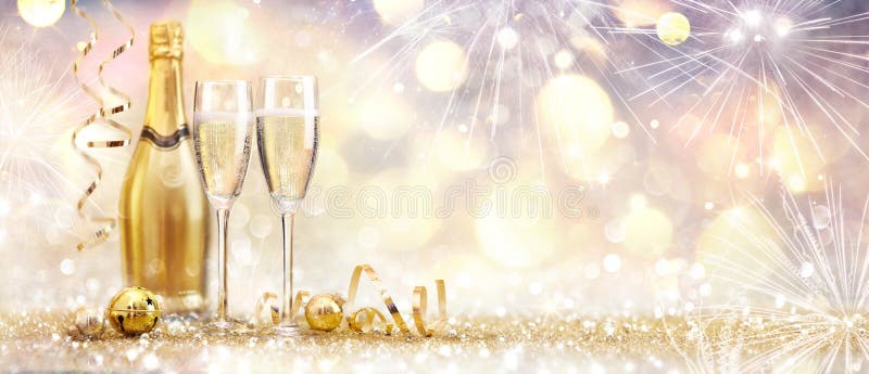 Nieuwjaarsviering met champagne en vuurwerk