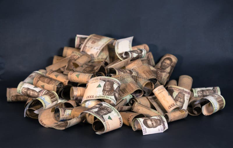 Nigeryjska waluta - rozsypisko Nigeria naira notatki obrazy stock Nigeryjska waluta - rozsypisko Nigeria naira notatki obrazy stock