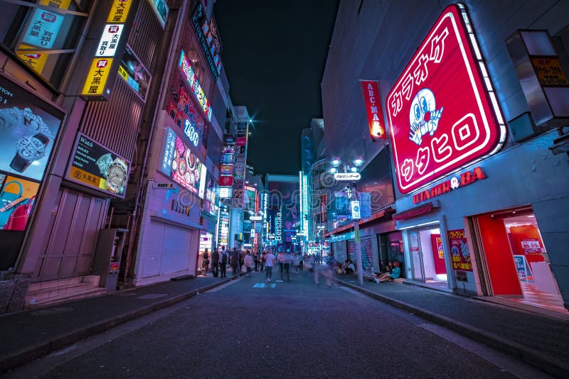 Shibuya Street At Night In Tokyo Editorial Photo - Image of advertising ...