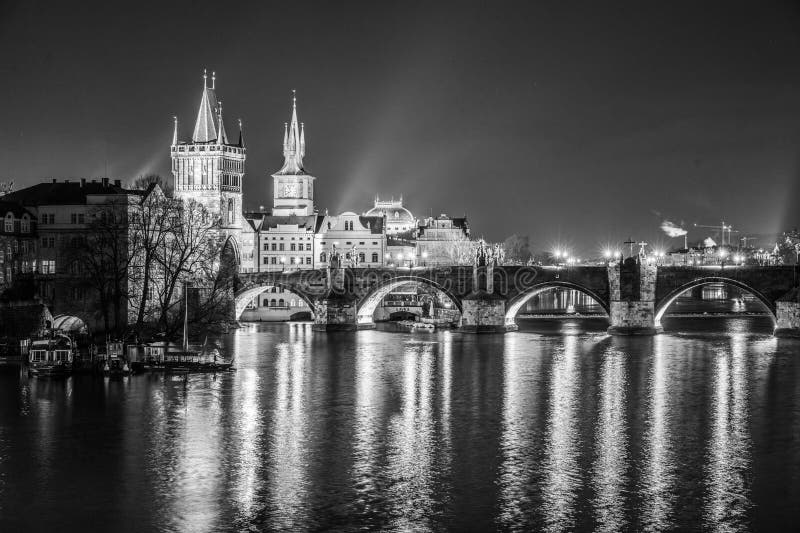 Night View: Charles Bridge & Vltava River stock images