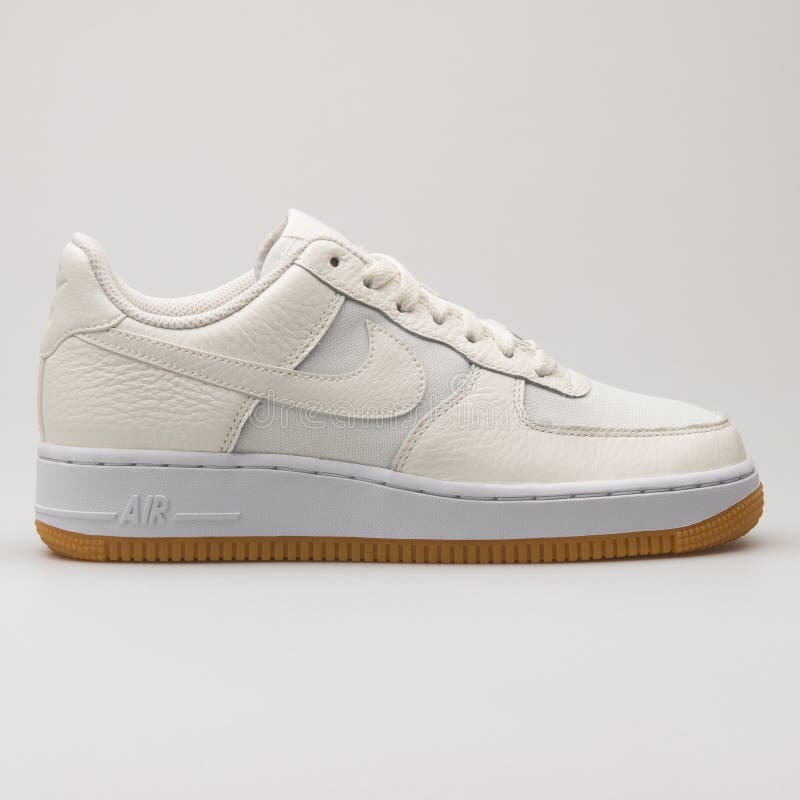 nike air force 1 sail