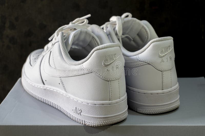 Download Nike Air Force 1 High - Off White Wallpaper