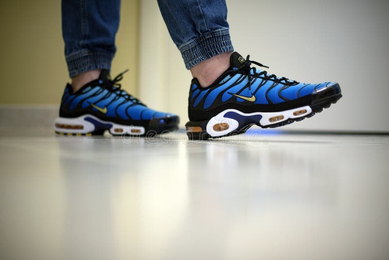 air max plus italy blue