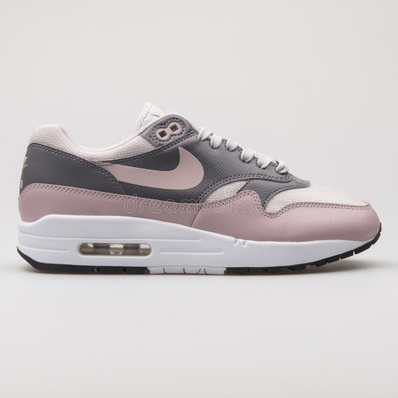 Oom of meneer Typisch vluchtelingen Nike Air Max 1 Premium Rose, Grey and White Sneaker Editorial Photography -  Image of background, running: 179837737