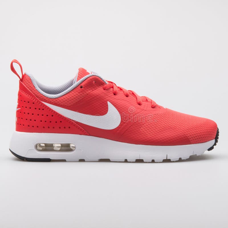 Nike Air Max Tavas Red and White 