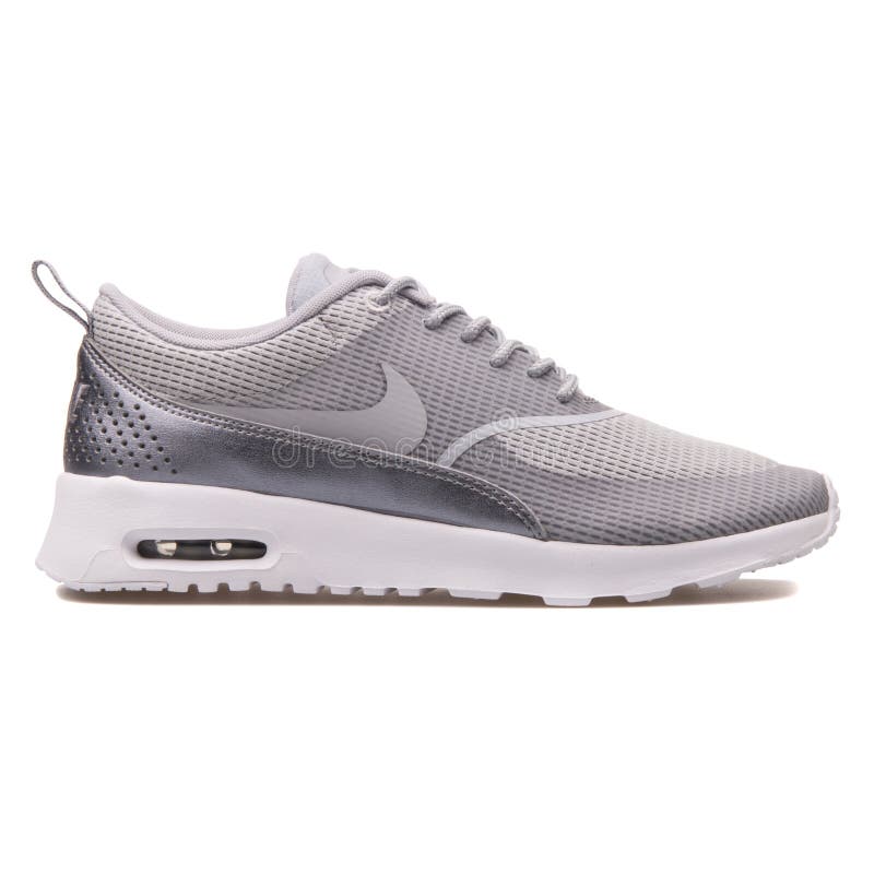 te veel vorst Veronderstelling Nike Air Max Thea TXT Metallic Grey Sneaker Editorial Stock Photo - Image  of background, colour: 147992848