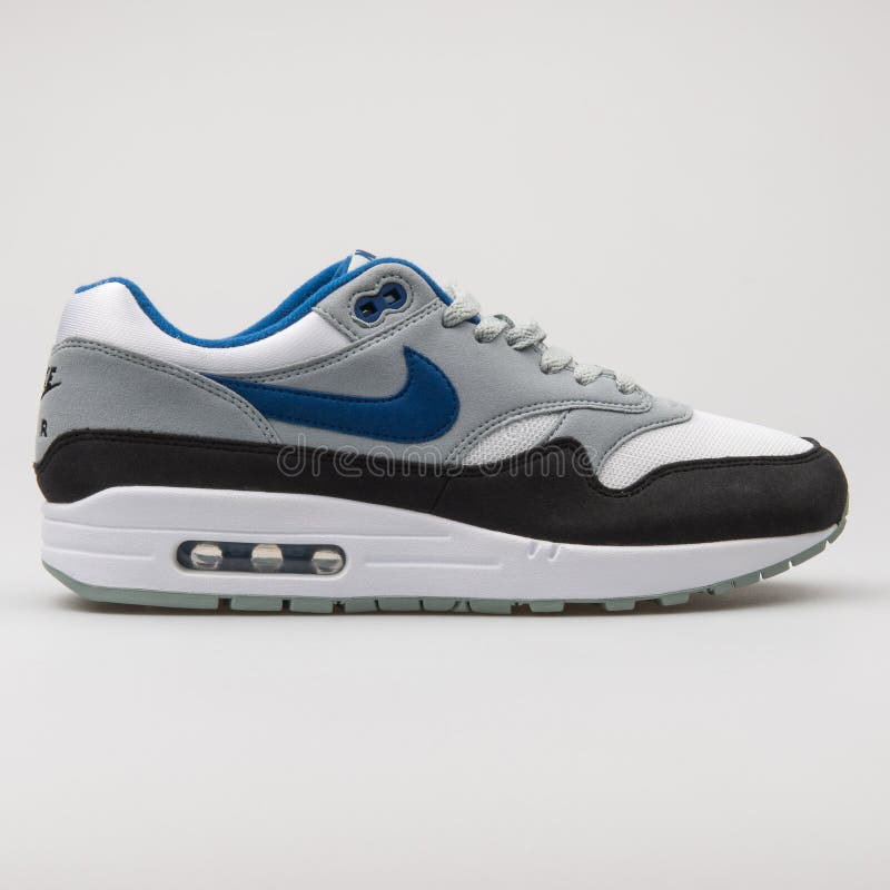 Nike Air Max 1 Zapatilla Azul Premium Gris Y Negro archivo editorial - Imagen de aptitud: