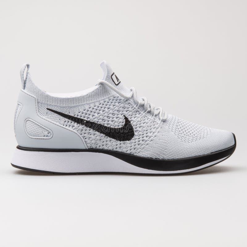 nike sportswear air zoom mariah flyknit racer white/white/black