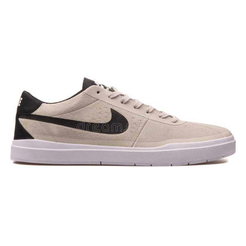 Nike Bruin SB Beige and Sneaker Editorial Photo Image of athletic, leather: 147520766