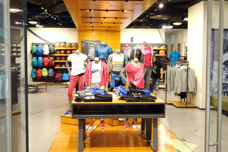 Nike Kaufen Bei Mega Bangna, Bangkok, Thailand, am 18. Oktober 2017 Redaktionelles