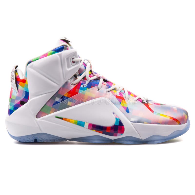 nike lebron xii ext