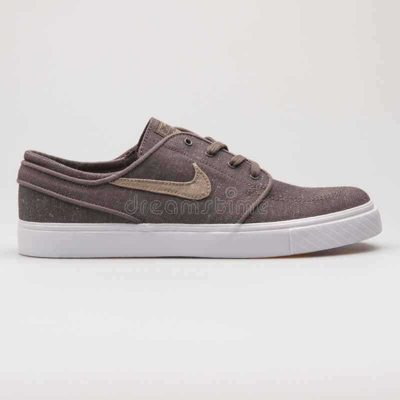 nike janoski 2018