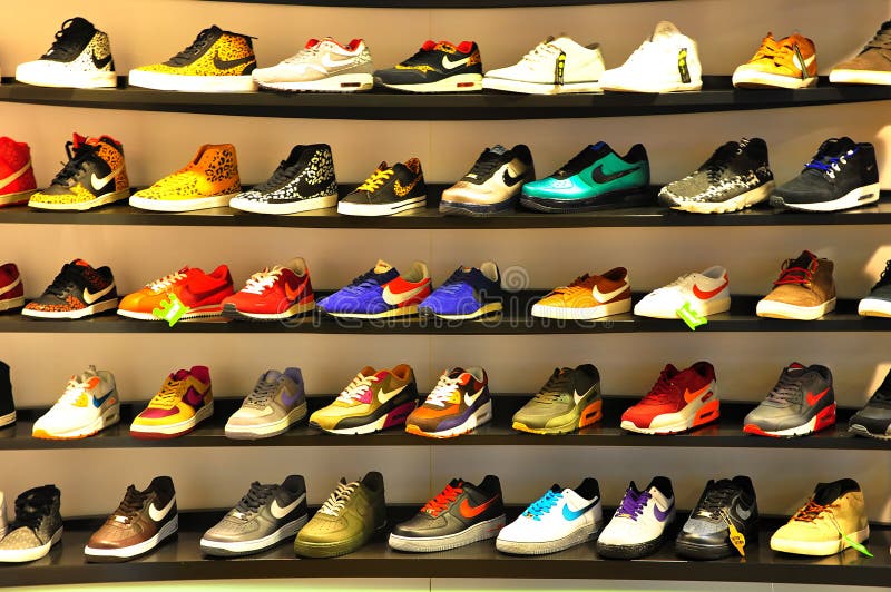 nike sneaker stocks