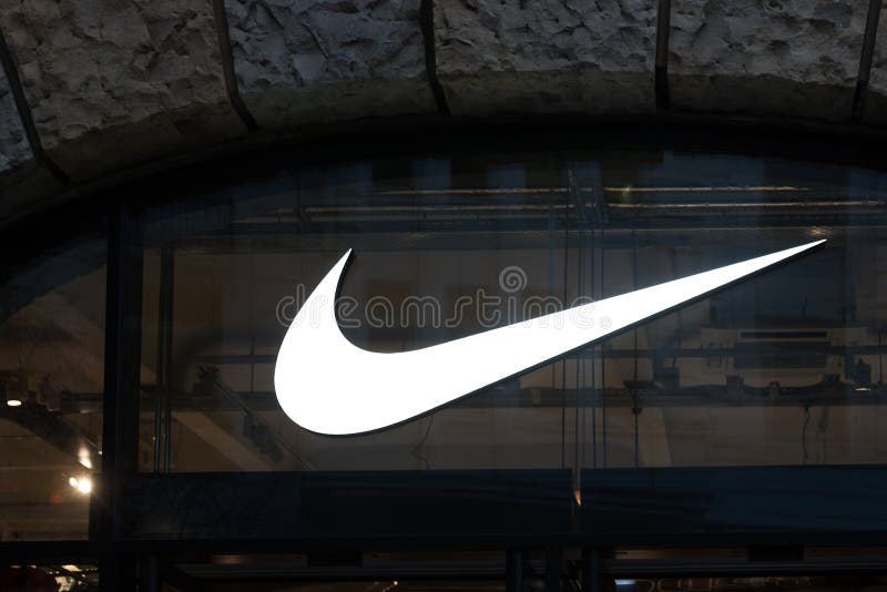 Nike-teken Het Duitsland Van Hamburg Redactionele Foto Image of kleren, hamburg: 168747451