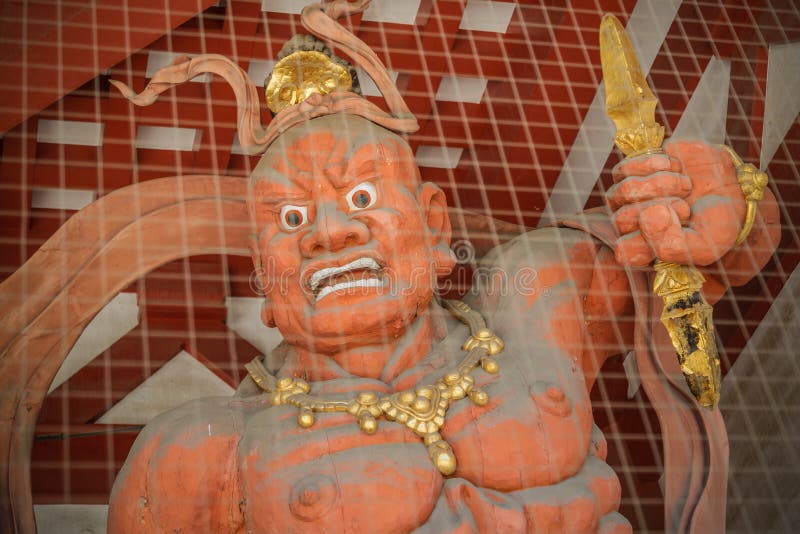 NIO (reis benevolentes) no templo de Shitennoji em Osaka