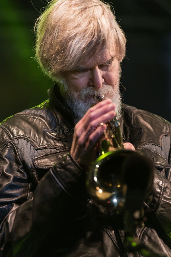 tom harrell tour