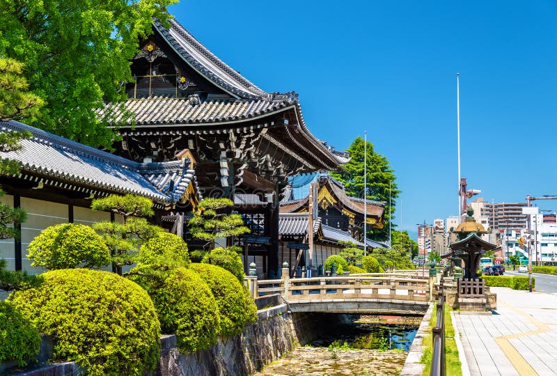 Nishi Honganji, Ein Buddhistischer Tempel In Kyoto