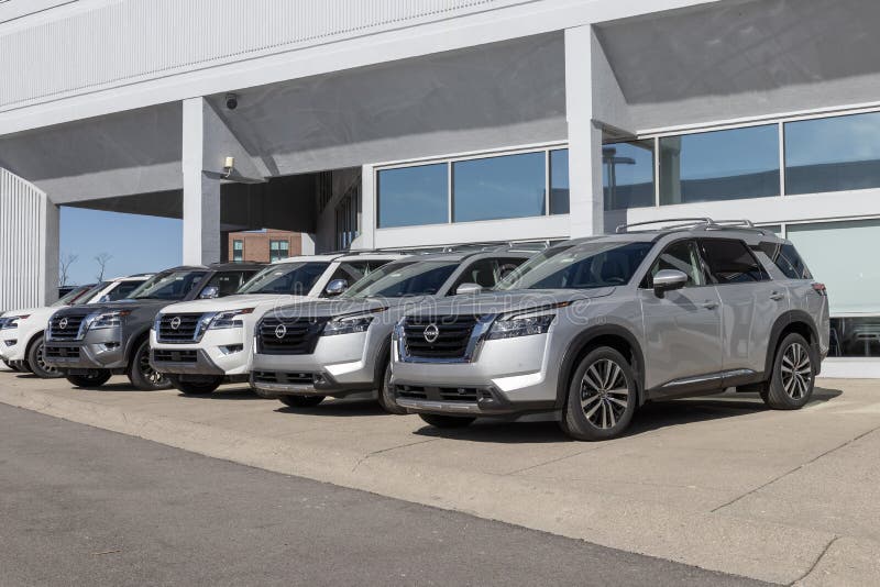 Nissan Pathfinder Display at a Dealership. Nissan Offers the Pathfinder