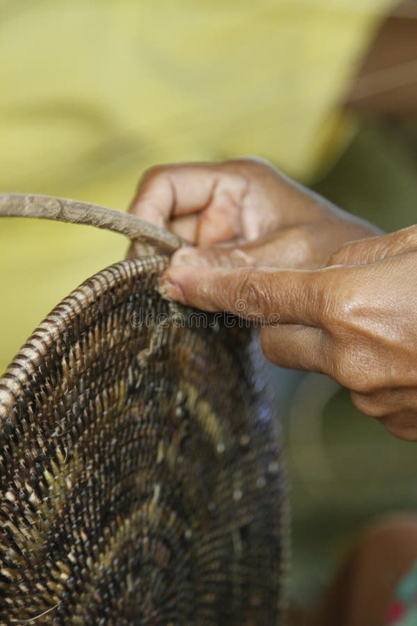 Nito Basket Weaving from the Iraya-Mangyan Community of Mindoro ...