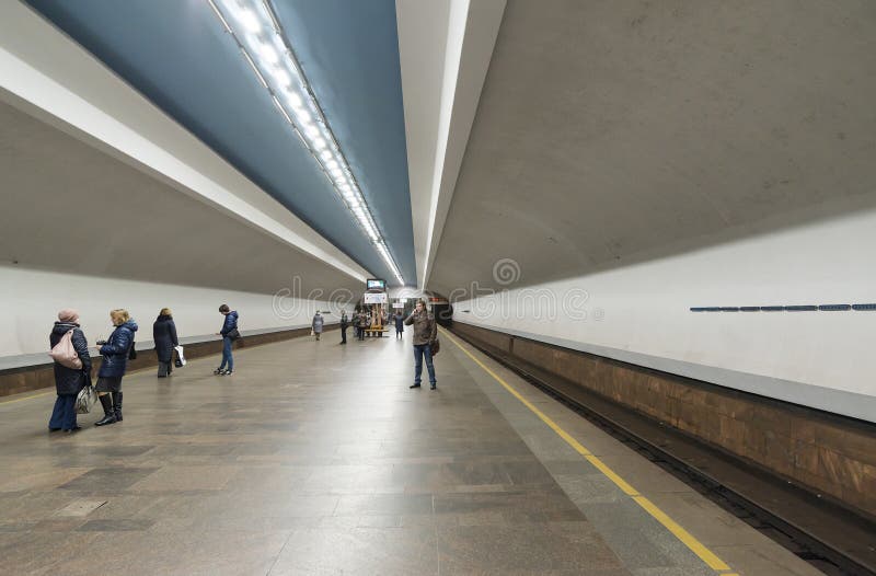 Метро чкаловская нижний новгород. Чкаловская (станция метро, Нижний Новгород). Метро Чкаловское фото Нижний Новгород. Метро Чкаловская Екатеринбург.