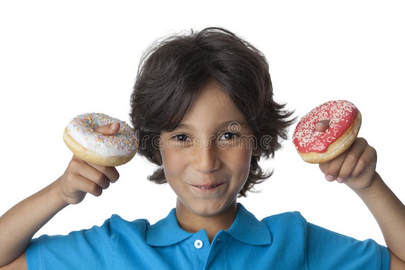 Niño Pequeño Que Se Ríe Con Los Anillos De Espuma Foto de archivo