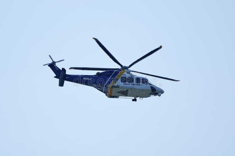 NJ de Helikopter van de marechaussee stock foto NJ de Helikopter van de marechaussee stock foto