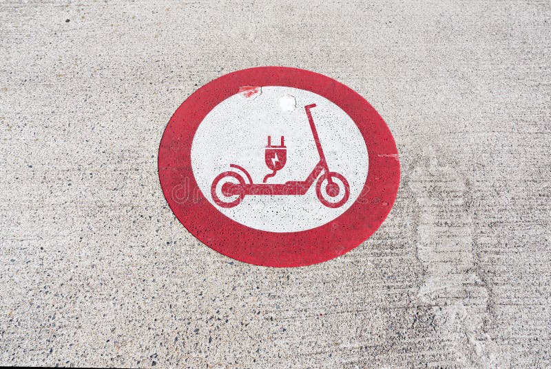 No Electric Scooters Allowed Prohibition Sign On Pavement Stock Photo no-electric-scooters-allowed-prohibition-sign-on-pavement-stock-photo