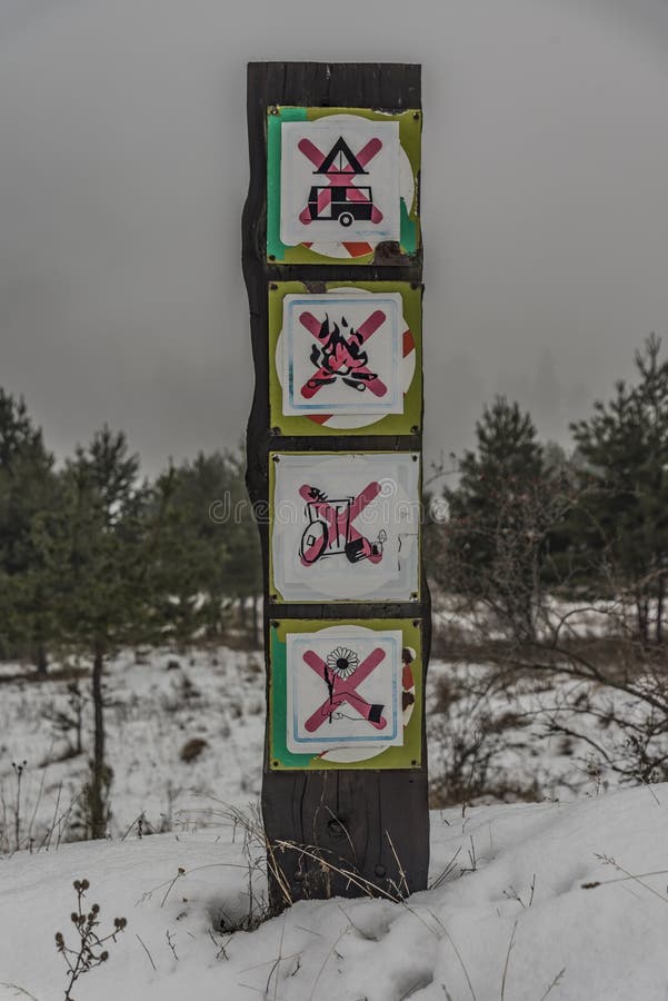 No sign in Klastorisko place