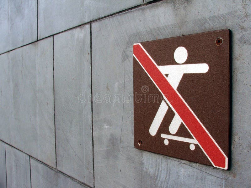 No skateboarding sign