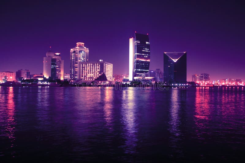 Noc araba Dubaju emiratów najważniejszym