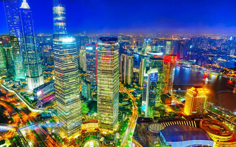 Noc widoku drapacze chmur, miasta Pudong budynek, Szanghaj, Chiny zdjęcie royalty free Noc widoku drapacze chmur, miasta Pudong budynek, Szanghaj, Chiny zdjęcie royalty free