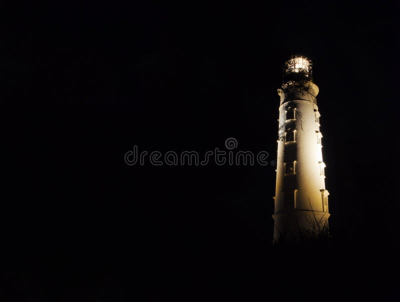 Nocnej zmiany latarnia morska przy przylądkiem Khersones, Crimea po zmroku zdjęcie royalty free Nocnej zmiany latarnia morska przy przylądkiem Khersones, Crimea po zmroku zdjęcie royalty free