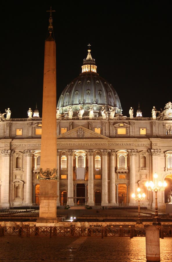 Noite do St. Peter (Roma-Italy) imagem de stock Noite do St. Peter (Roma-Italy) imagem de stock