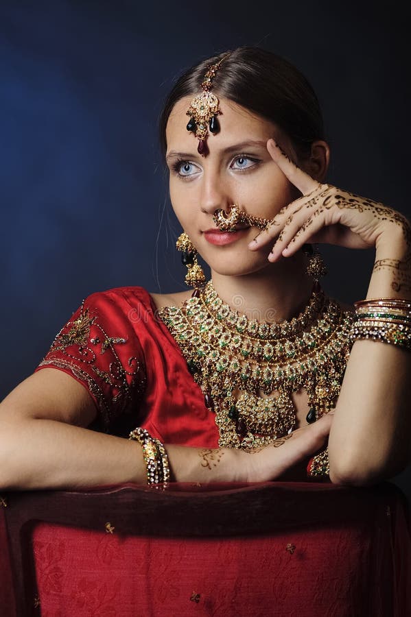 Noiva hindu pronta para a uni?o