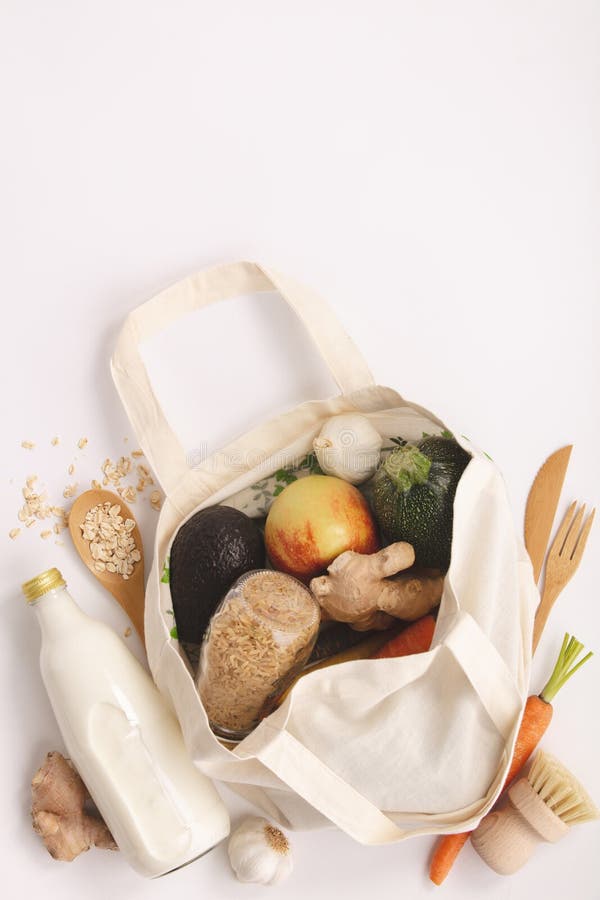 Nollf? rlorat begrepp Eco-v? nskapsmatchen shopping, l? genhet l? gger arkivfoton