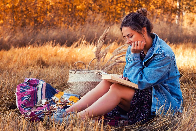 Πικ-νίκ στο καθαρό αέρα στοκ φωτογραφίες με δικαίωμα ελεύθερης χρήσης