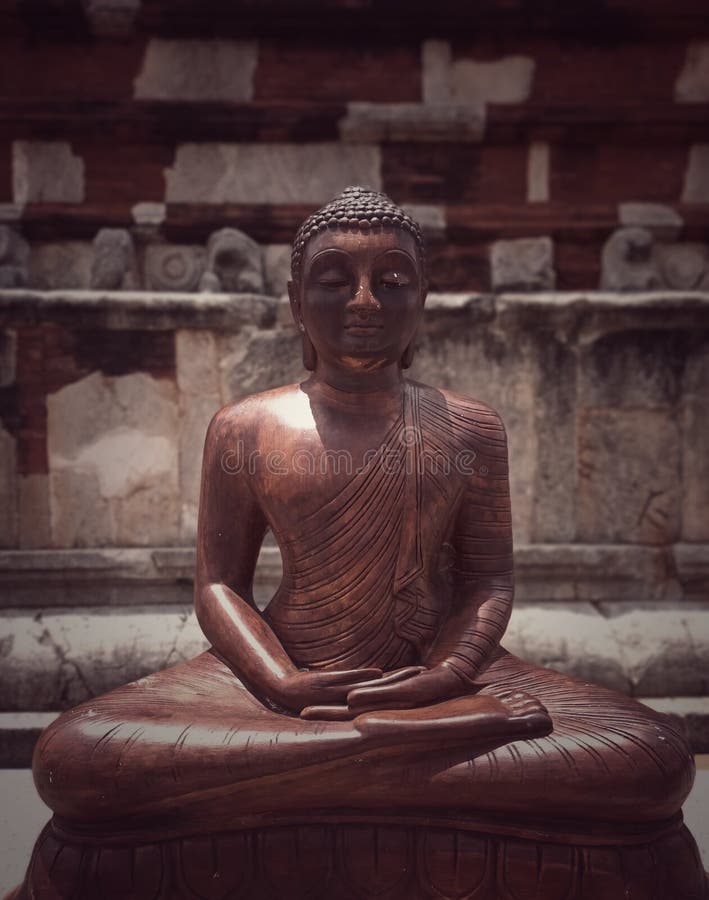 Статуя Будды в Джетхаванарамае стоковое изображение
