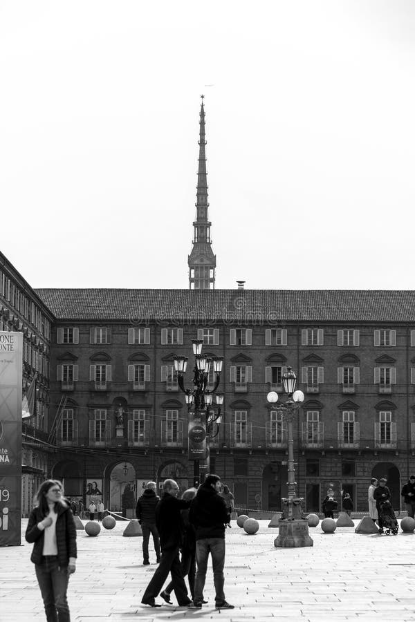 Η Πιάτσα Καστέλο είναι μια πλατεία στην πόλη του Τορίνο, στην Ιταλία στοκ εικόνα με δικαίωμα ελεύθερης χρήσης