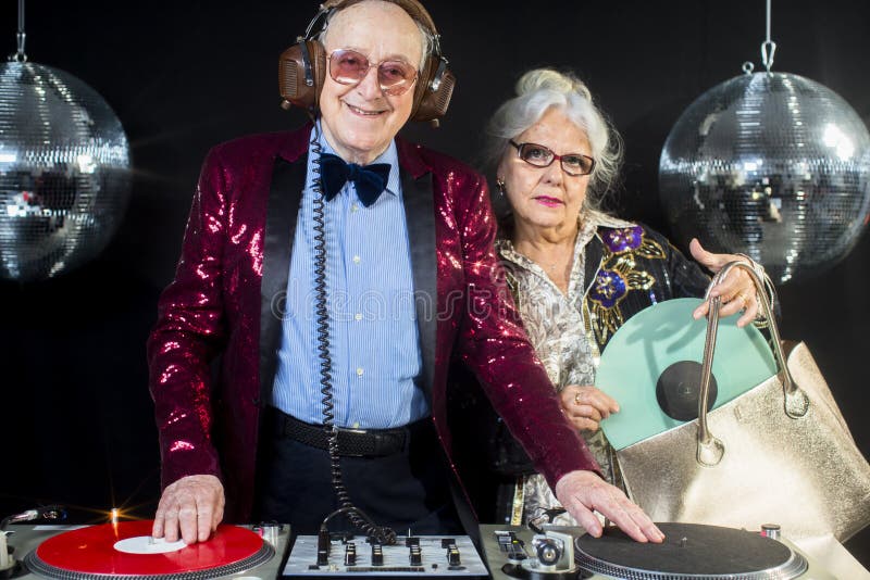 Nonna e nonno del DJ immagini stock libere da diritti