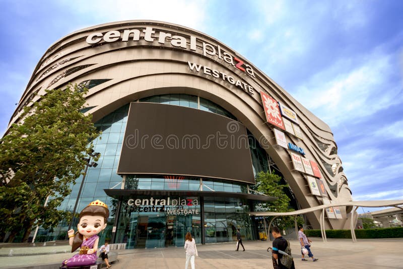 NONTHABURI, THAÏLANDE : Le 18 juillet 2018 - extérieur de Westgate central, le mail régional superbe final en Asie du Sud-Est, av images libres de droits NONTHABURI, THAÏLANDE : Le 18 juillet 2018 - extérieur de Westgate central, le mail régional superbe final en Asie du Sud-Est, av images libres de droits