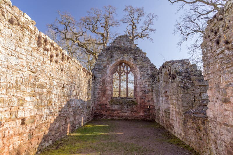 Norman Chapel, proprietà terriera di Brockhampton, Herefordshire, Inghilterra fotografia stock Norman Chapel, proprietà terriera di Brockhampton, Herefordshire, Inghilterra fotografia stock