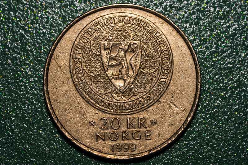 Norskt mynt på 20 kr, utställt på 700-årsdagen av Akerhus Festning