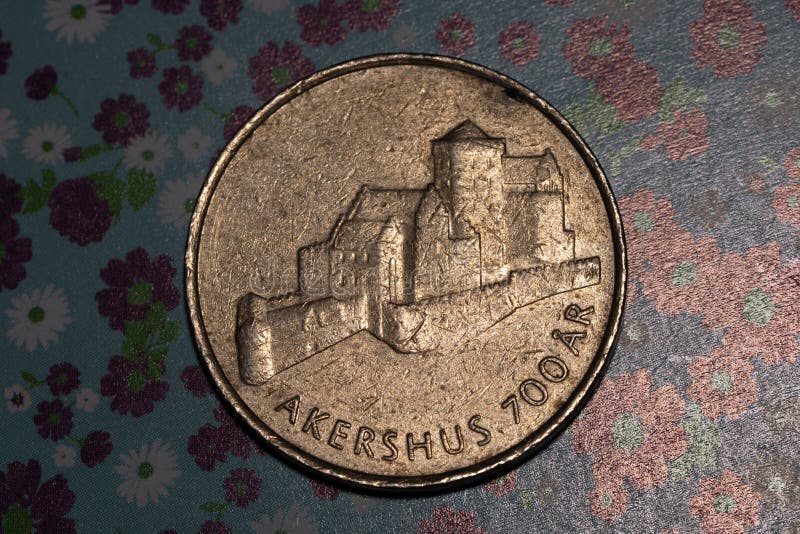 Norskt mynt på 20 kr, utställt på 700-årsdagen av Akerhus Festning Norway Krone
