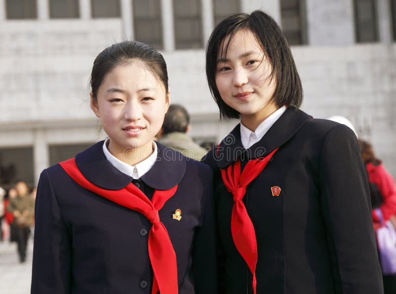 North Korean schoolgirls