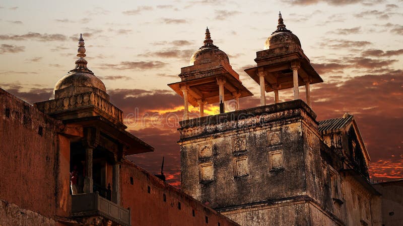 Nostalgic Amber Fort, nära Jaipur i Rajasthan, är en av de mest välkända och besökta styrkorna i Indien Byggd 159 arkivfoton Nostalgic Amber Fort, nära Jaipur i Rajasthan, är en av de mest välkända och besökta styrkorna i Indien Byggd 159 arkivfoton
