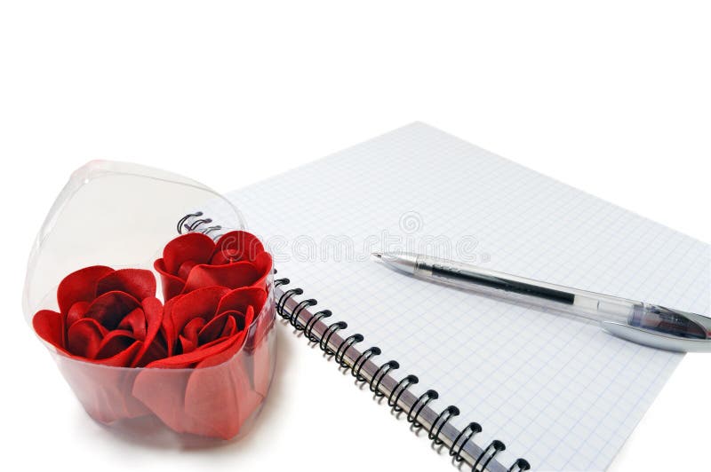Notebook with the handle and roses in a box